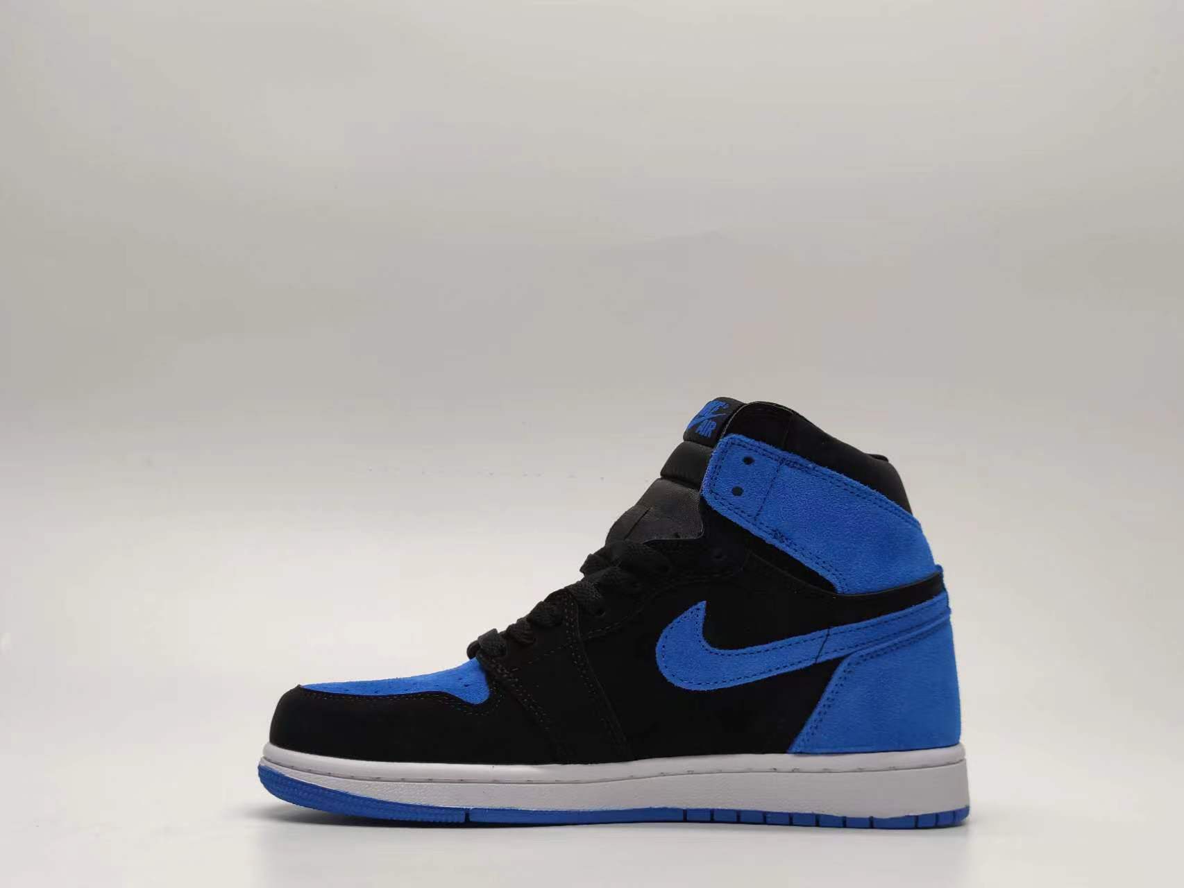 Air Jordan 1 Retro High OG "Royal"