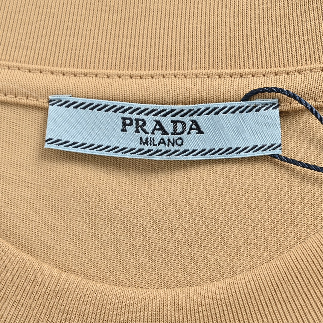 Pra*a milano beige logo t-shirt