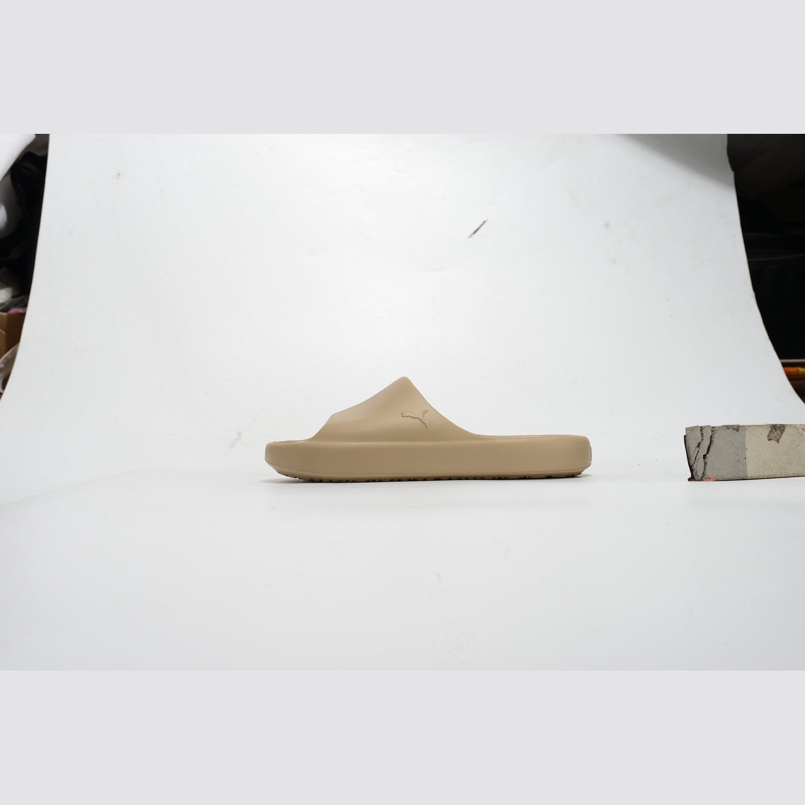 PUMA SHIBUI CAT SLIDE x KHAKI LIGHT SAND