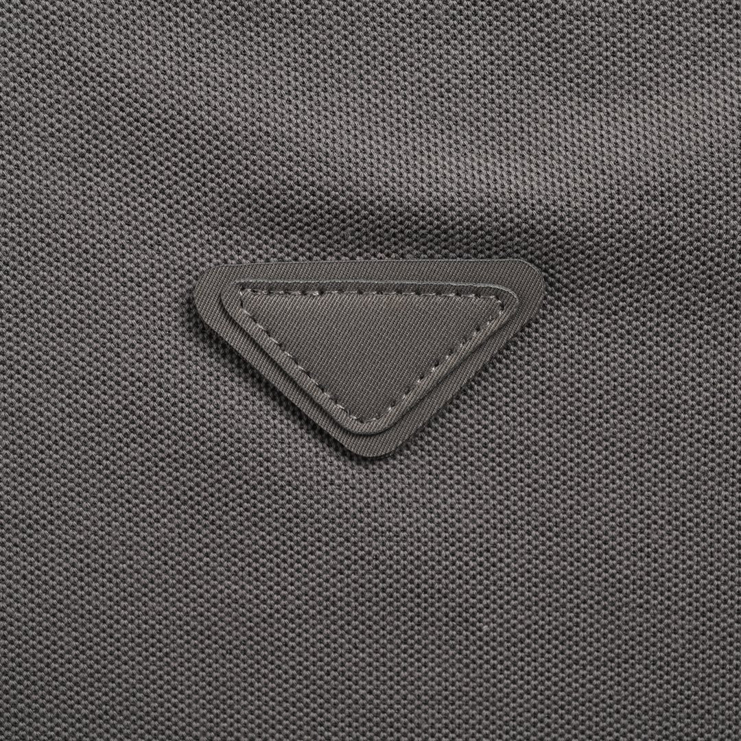 Pra*a classic grey polo shirt