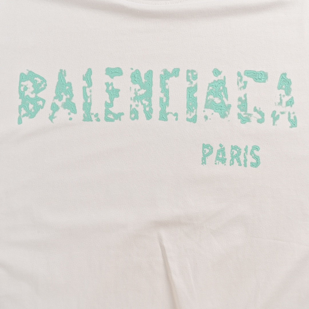 Ba*len*cia*ga distressed logo t-shirt in white