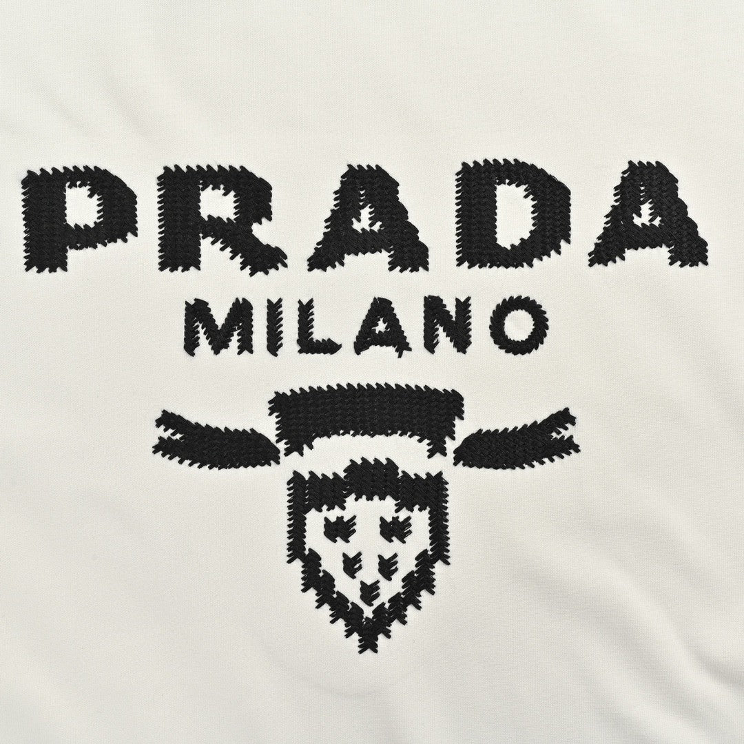 Pra*a milano white emblem t-shirt