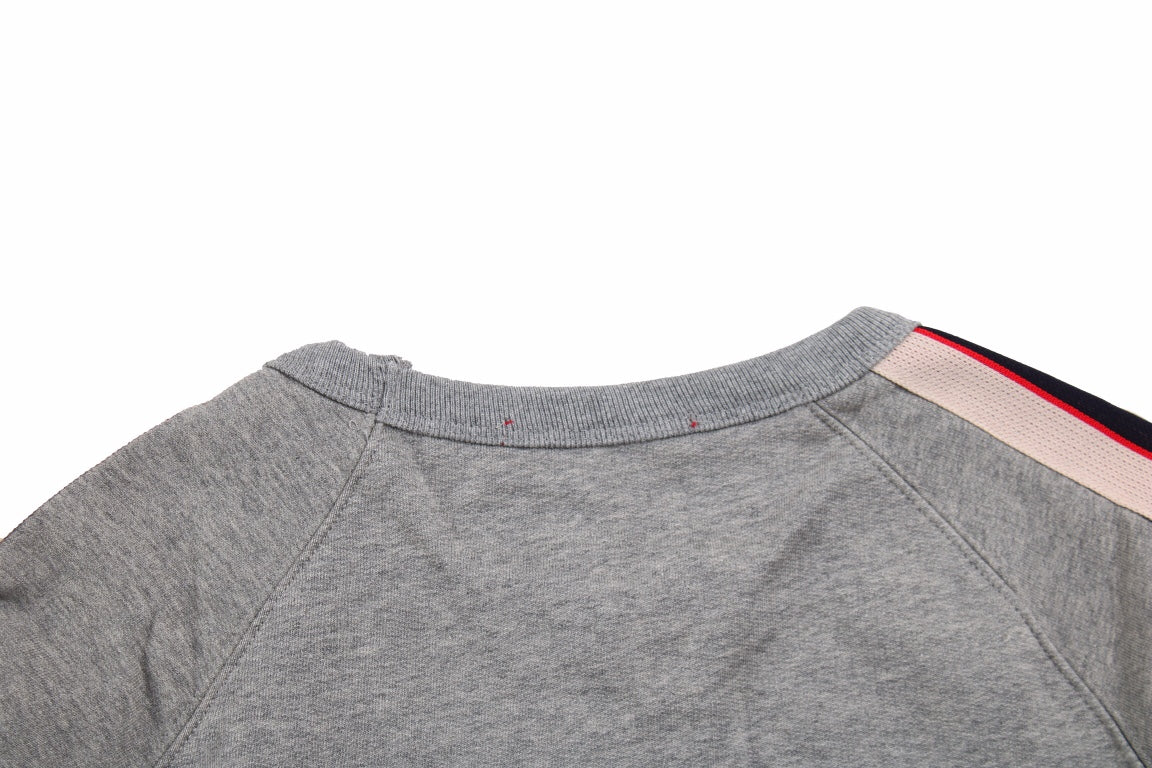 G*u*i grey sweatshirt with stripe detail