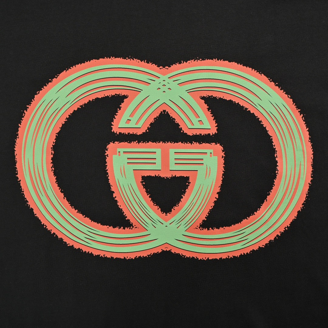 G*u*i multicolor interlocking g logo black t-shirt