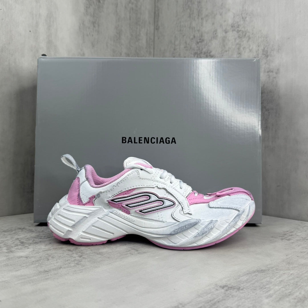 Balenciaga Hamp tons Sneaker in White/Pink: Subtle Disruption