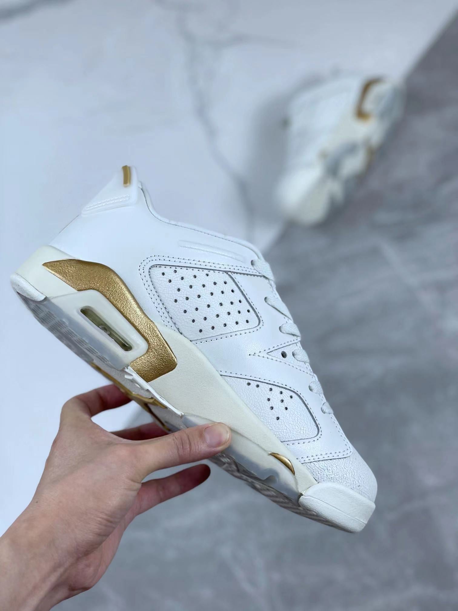 Jordan 6 Low "Metallic Gold"