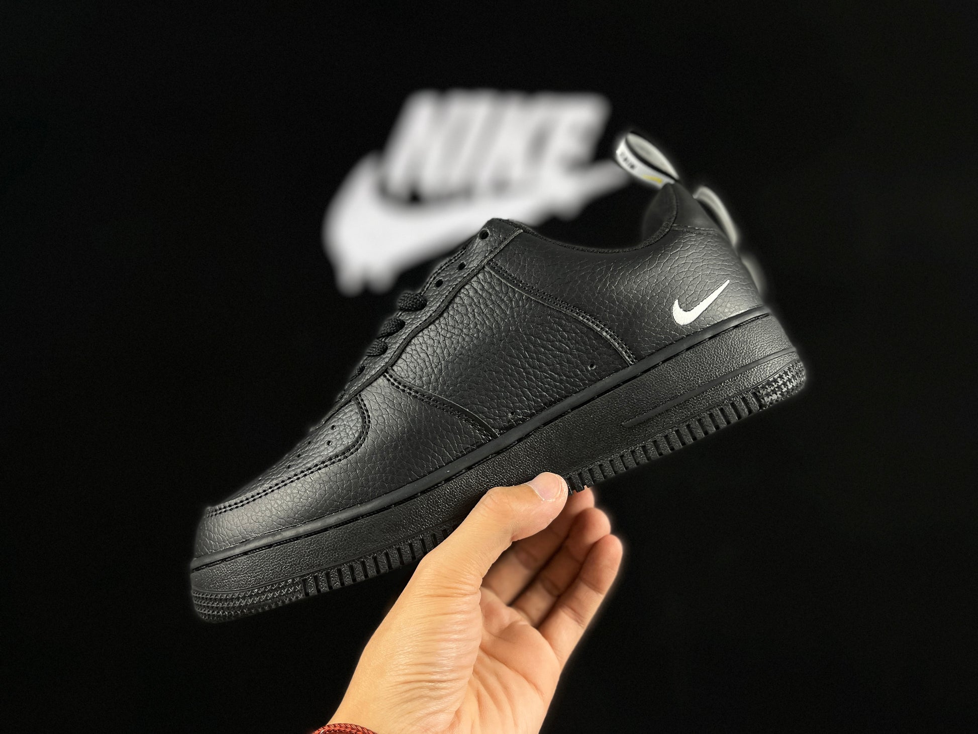 NIKE AIR FORCE 1 Low "All Black"