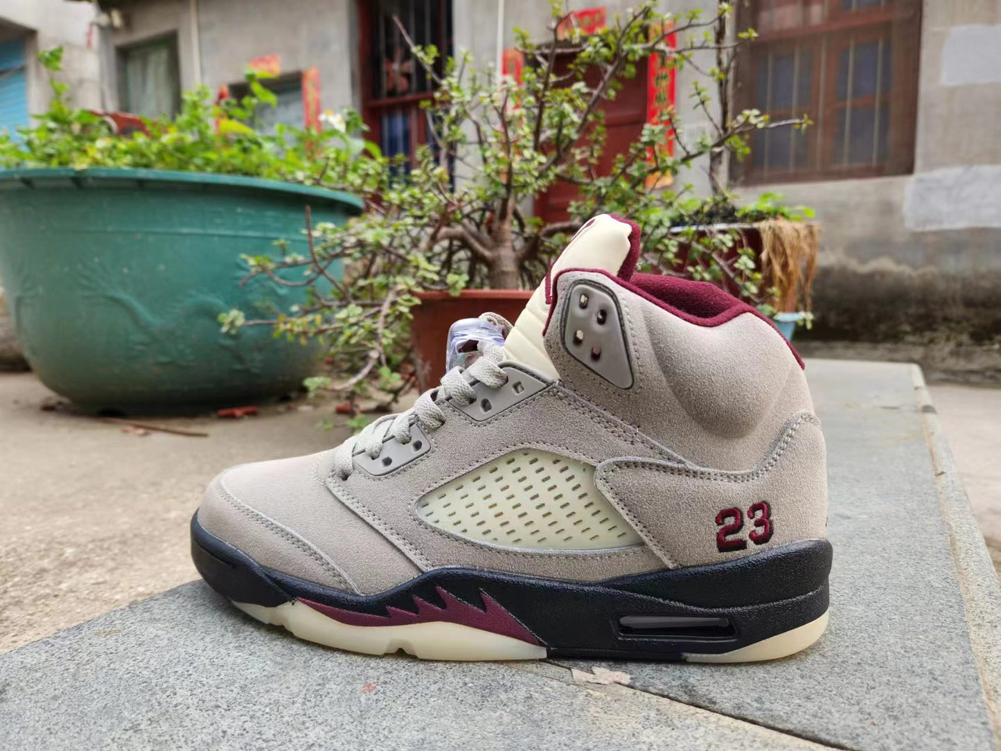 Air Jordan 5 'Burgundy