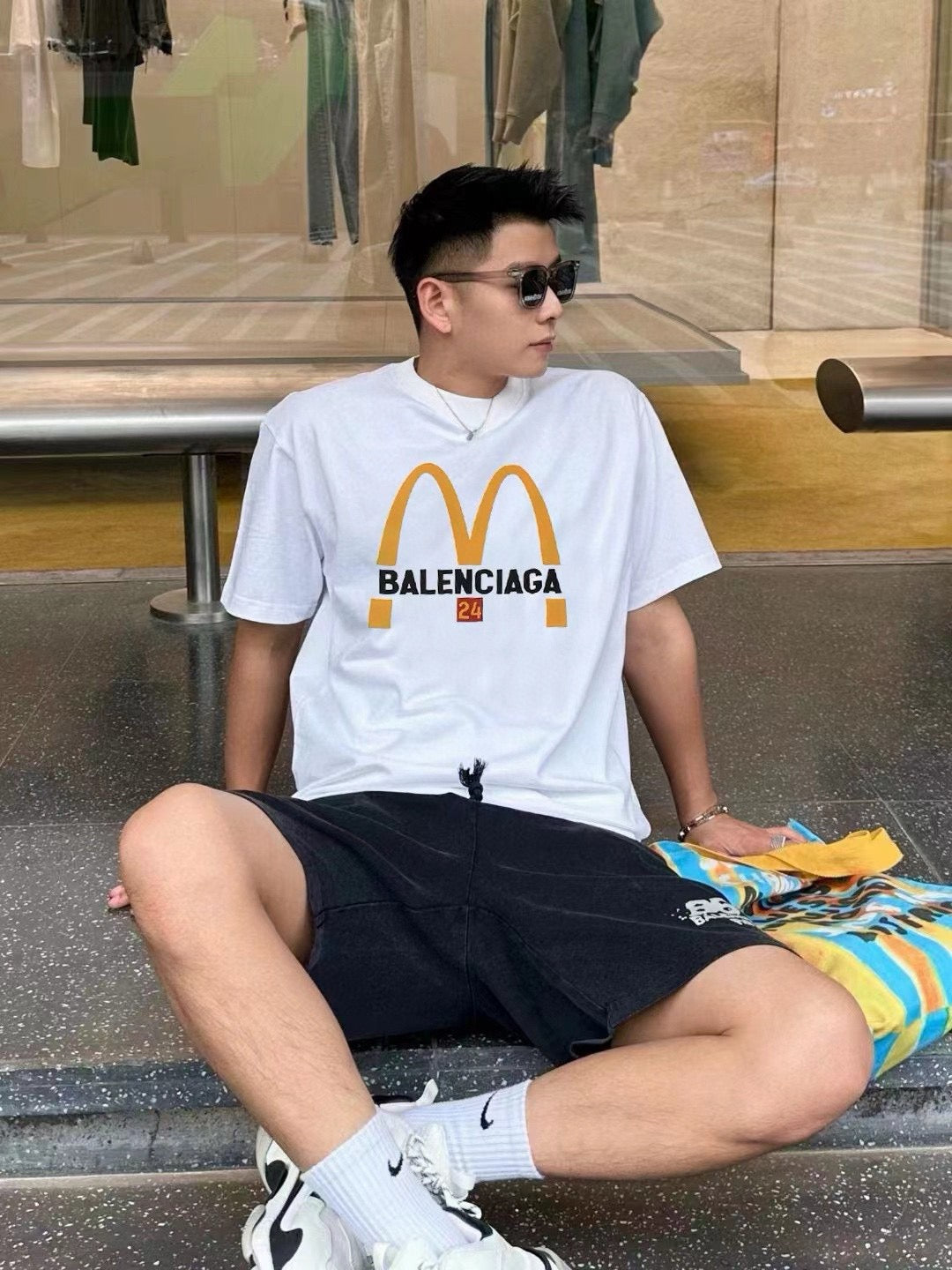 Ba*len*cia*ga mcdonald's-inspired t-shirt