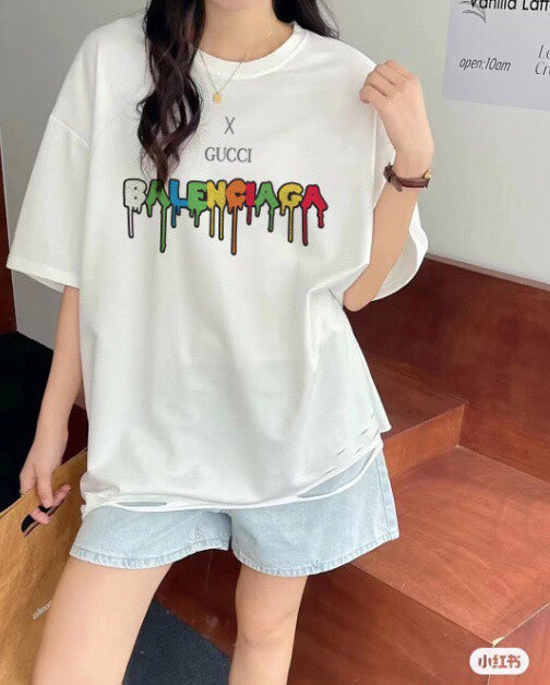 g*u*i x Ba*len*cia*ga drip logo t-shirt (cream)