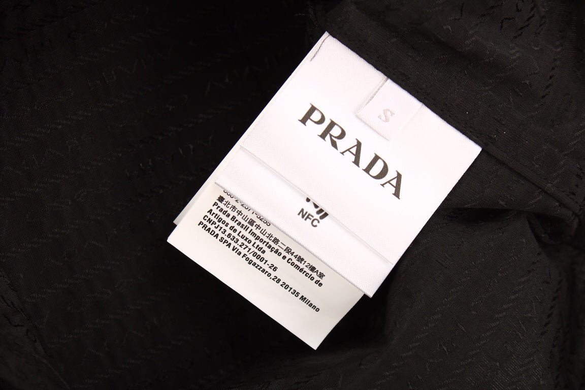 Pra*a short-sleeve button-up shirt