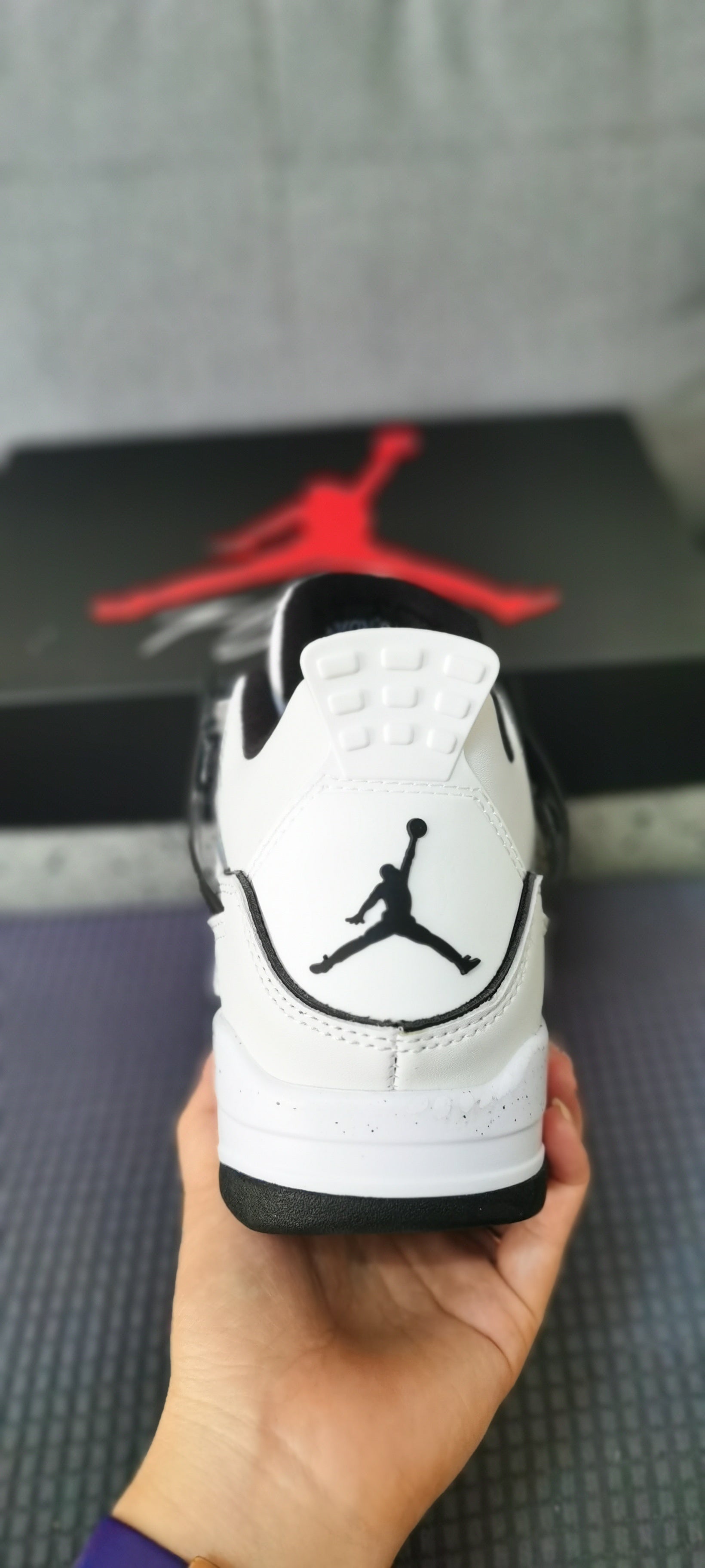 Air Jordan 4 Retro GS “DIY”