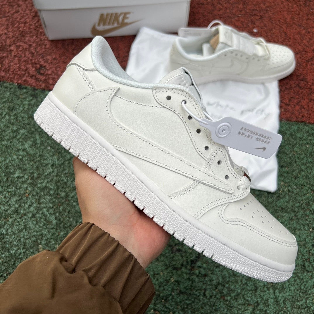 Nike Air Jordan 1 Low – Triple White