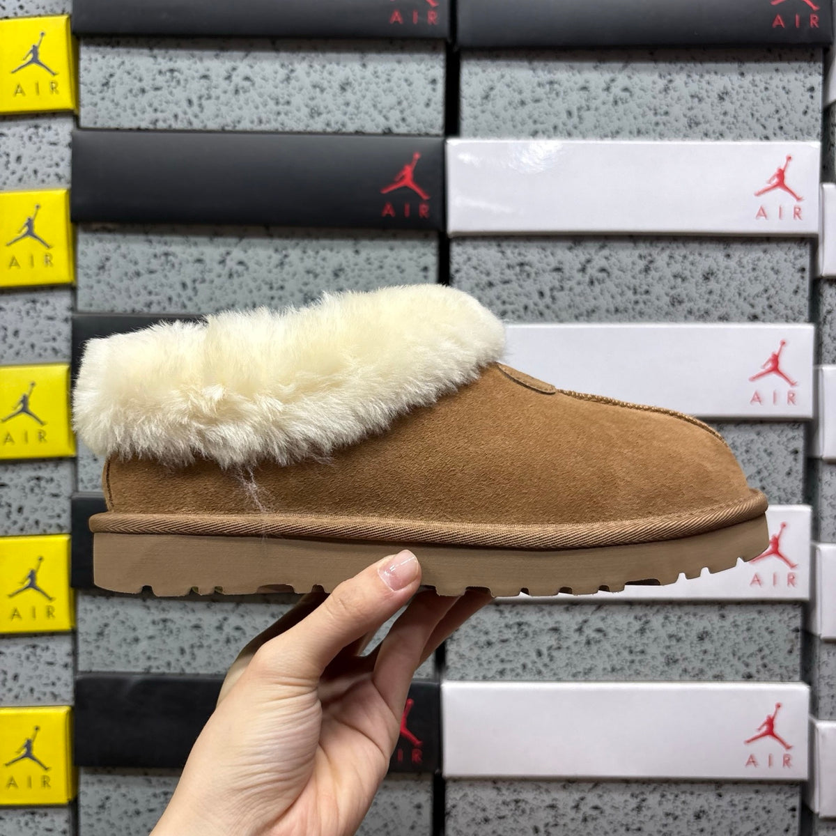 UGG Classic Snow Boot in Chestnut