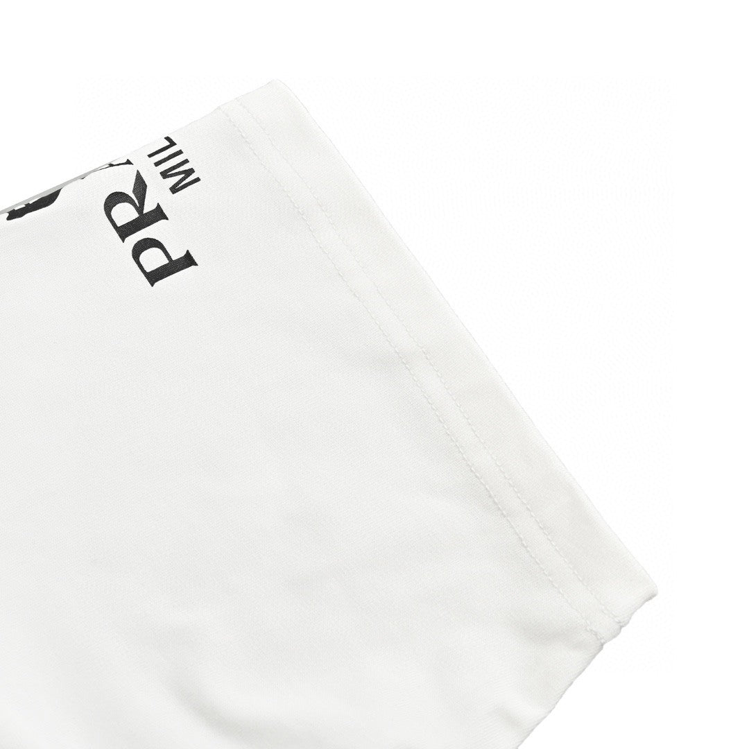 Pra*a logo t-shirt (white)