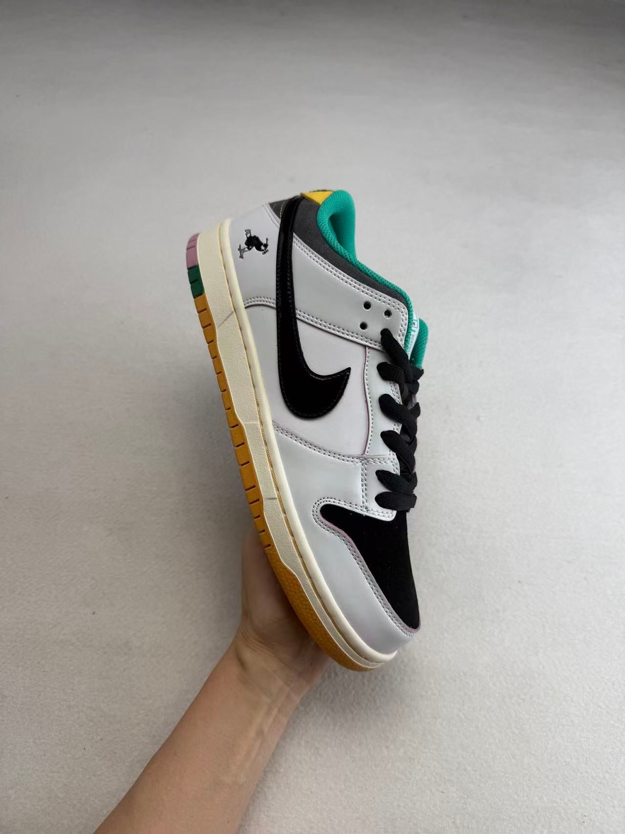 Nike in White/Black/Green: Graphic Botanical