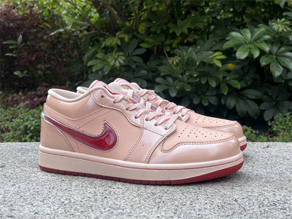 Air Jordan 1 Low "Valentine's Day"