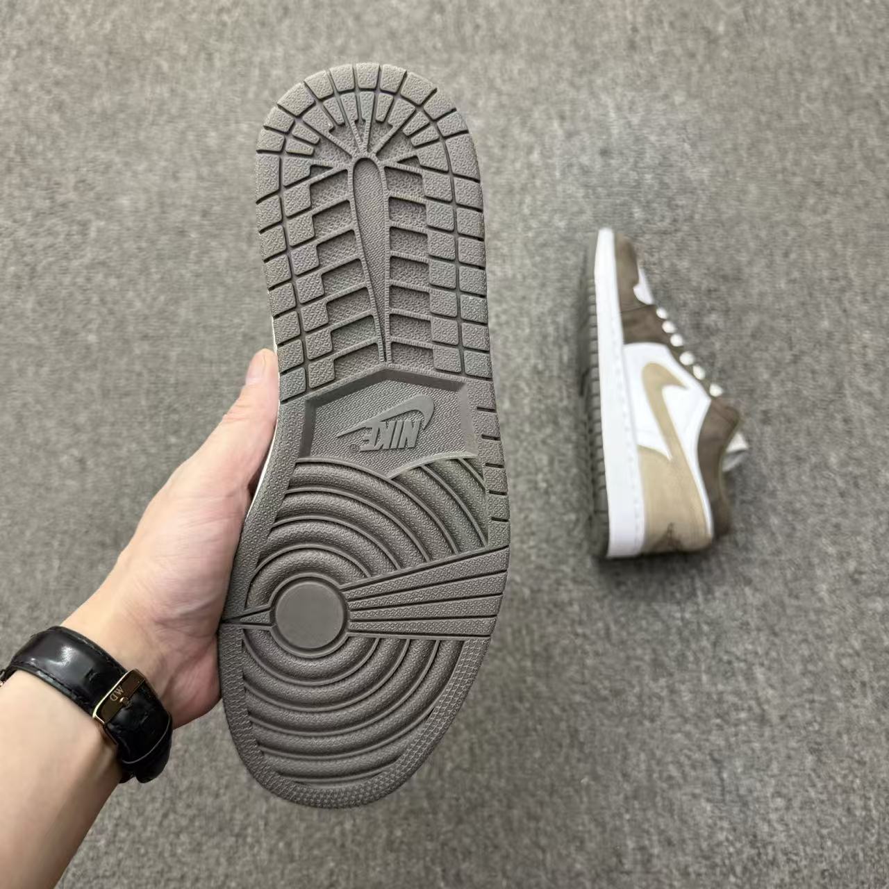 Air Jordan 1 Low “Olive Grey” – Premium Earth-Toned Low-Top