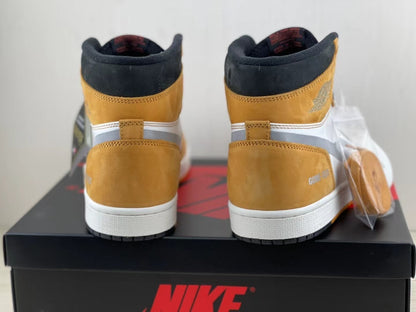 Air Jordan 1 Retro High OG "Light Curry"