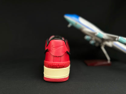 NIKE AIR FORCE 1 "Big Swoosh Red"