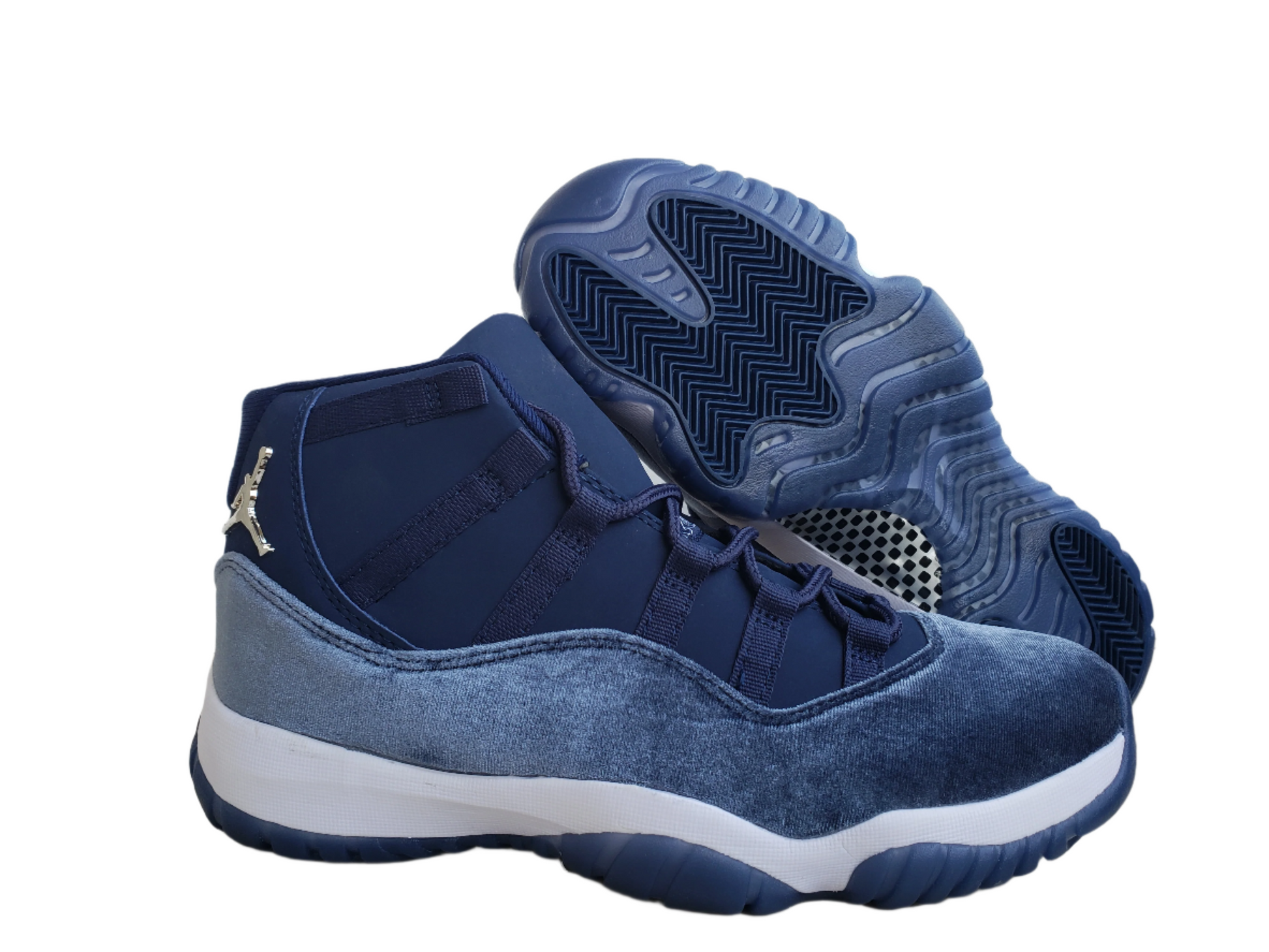 AIR JORDAN 11 "Navy Velvet"