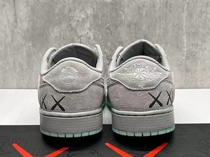 Air Jordan 1 Low "Cool Grey"
