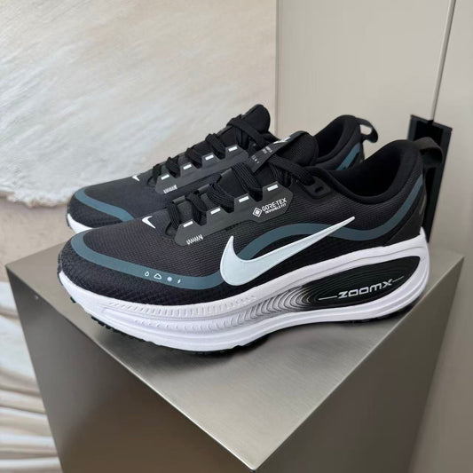 Nike Zoom Vomero in Black/White: Monochrome Momentum