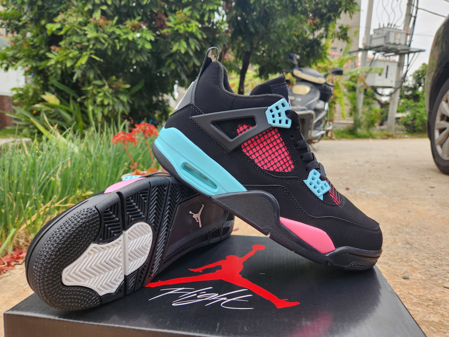 Air Jordan 4 Retro 'Black/ Pink Quartz'