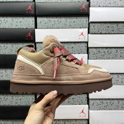 UGG Classic Snow Boot in Pink Brown