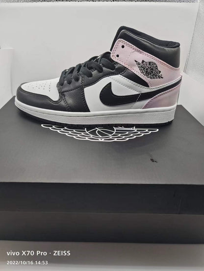 Air Jordan 1 Retro "Tie-Dye"