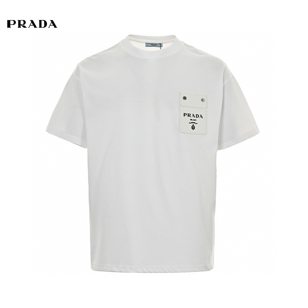 Pra*a t-shirt - pocket detail