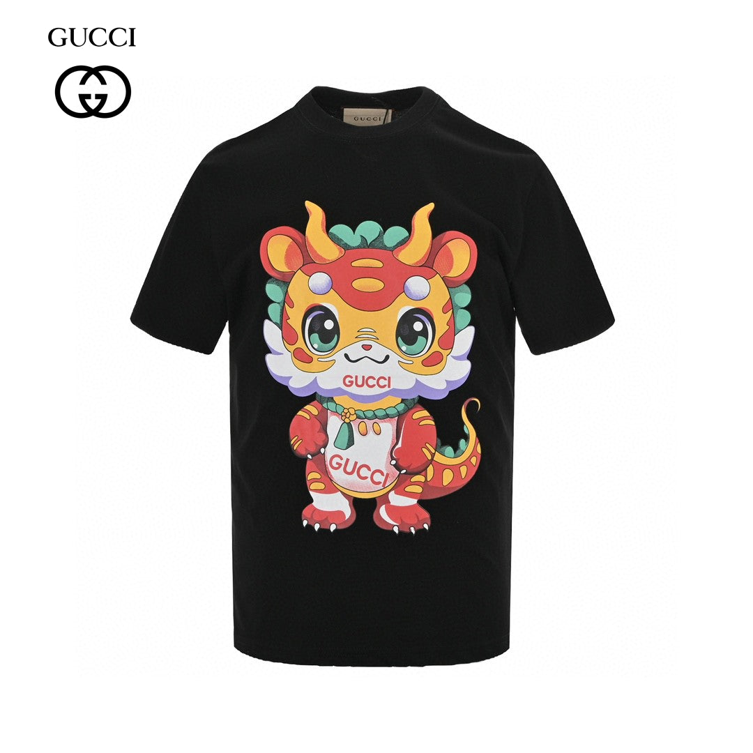 G*u*i black t-shirt with dragon cartoon