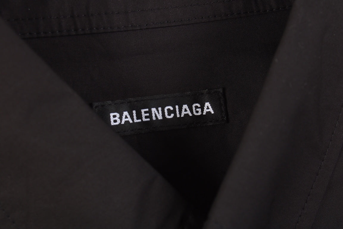 Ba*len*cia*ga 'be different' campaign shirt