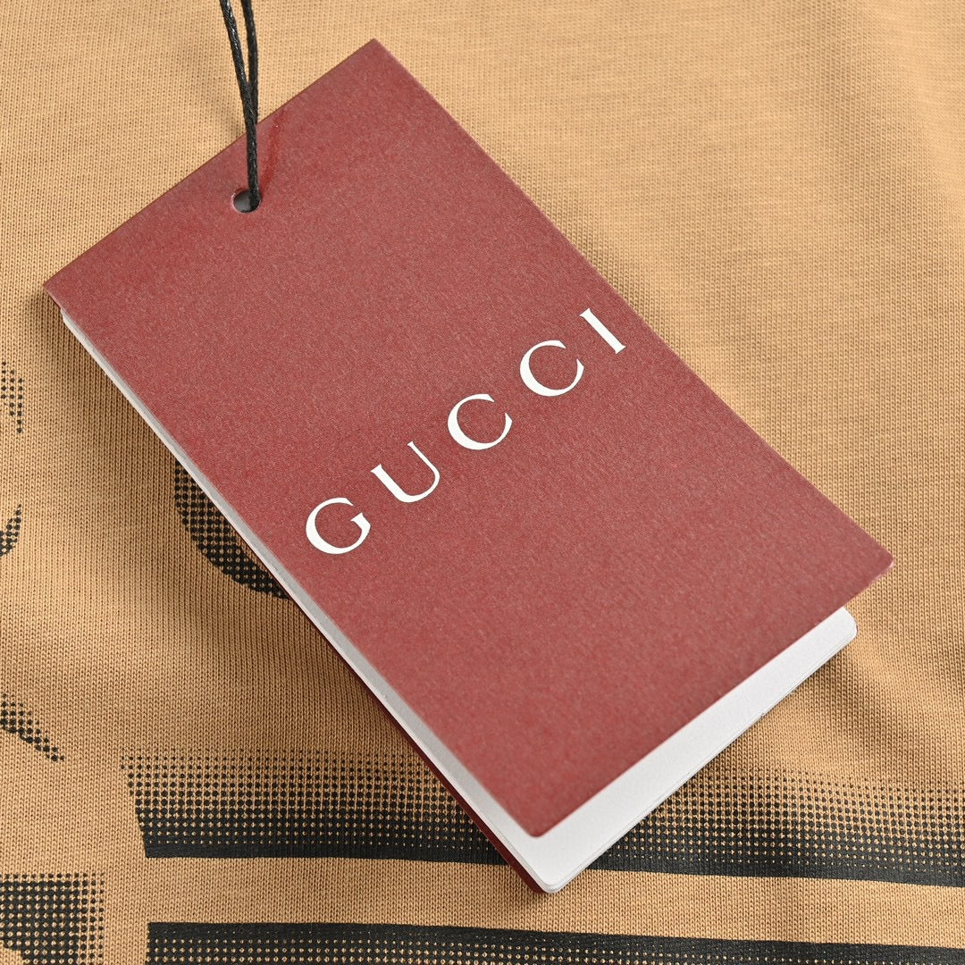 G*u*i tan t-shirt with firenze 1921 logo