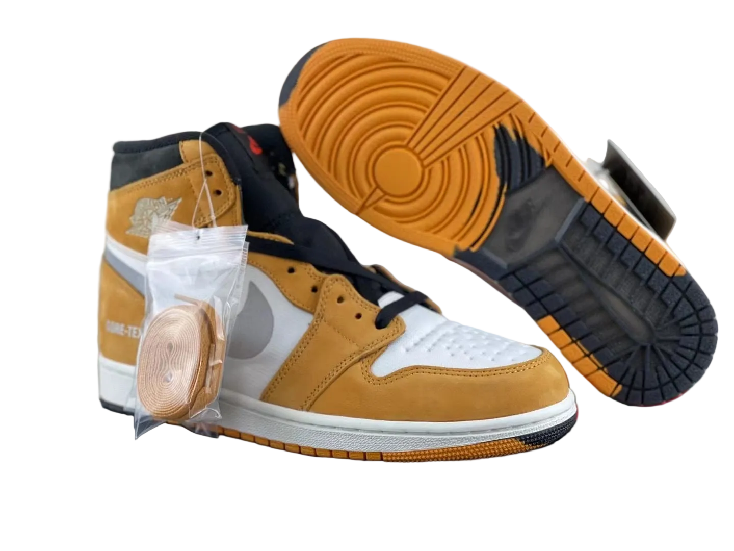 Air Jordan 1 Retro High OG "Light Curry"