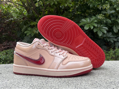 Air Jordan 1 Low "Valentine's Day"