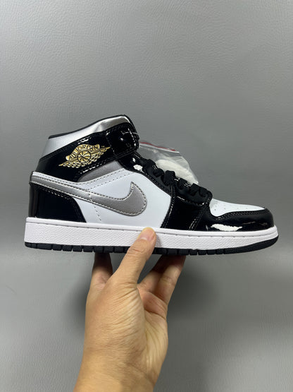 Air Jordan 1 Retro High OG 'Metallic Silver'