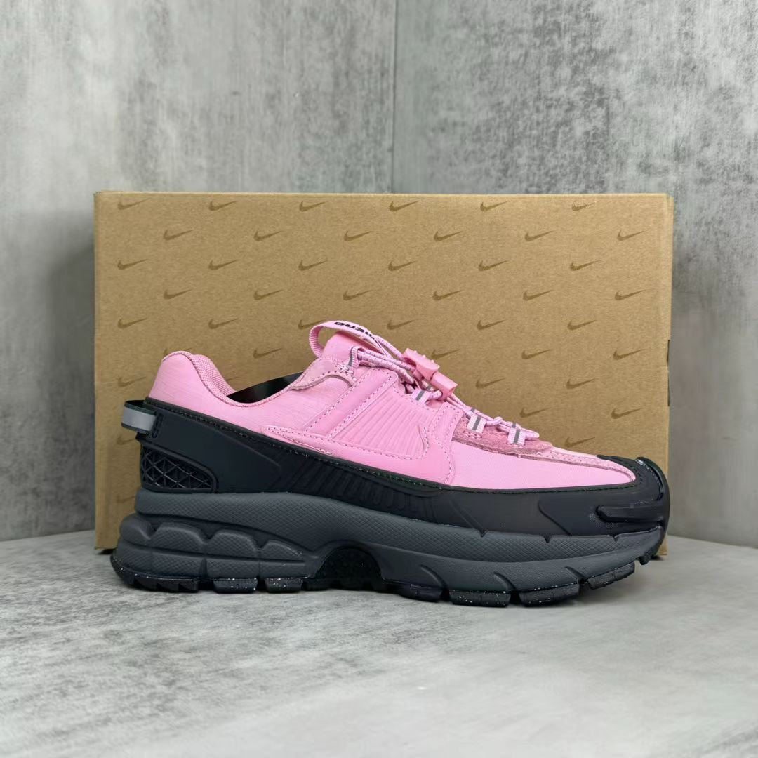 Nike Zoom Vomero 5 Roam "Black/Pink" – Utilitarian Edge