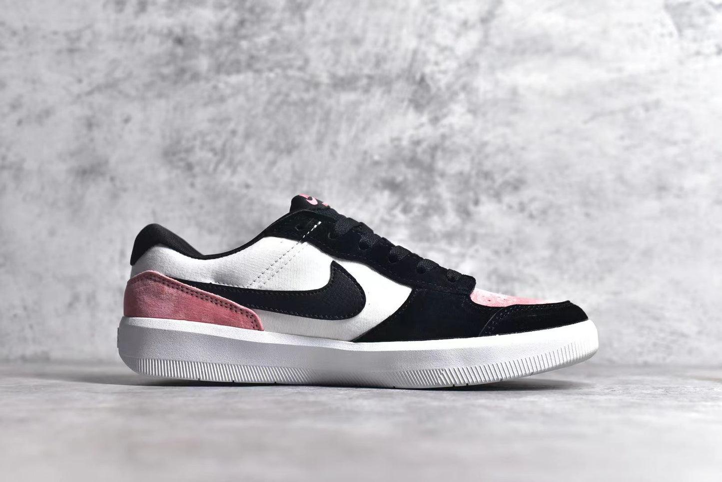 Nike SB Force 58 “Black/White/Pink” – Bold Contrast &amp; Skate Performance