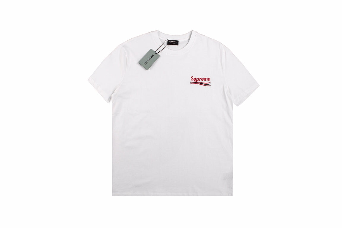 Ba*len*cia*ga x sup*e t-shirt with front logo (white)