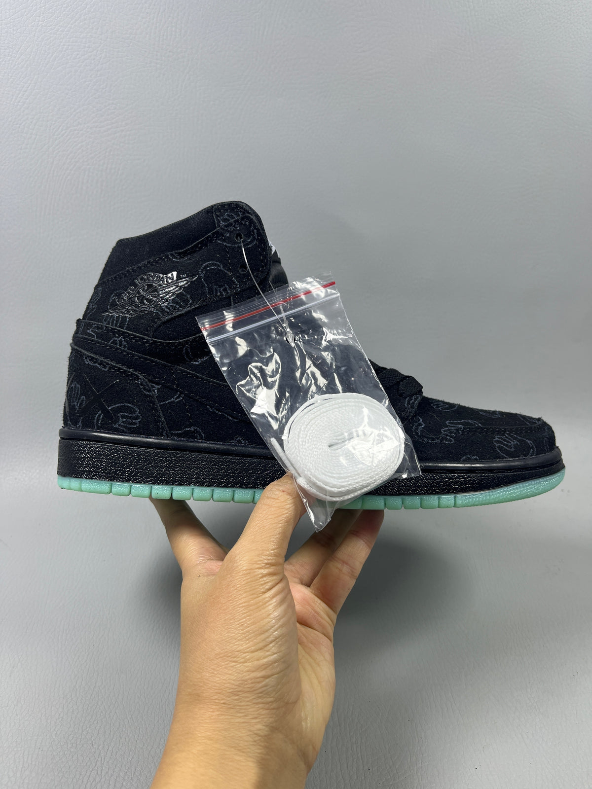 Air Jordan 1 Retro High OG 'Triple Black'
