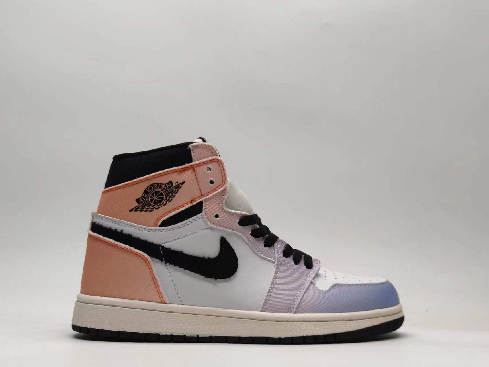 Air Jordan 1 Retro High OG "White Gradient"