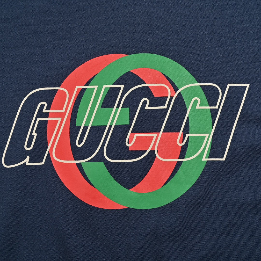 G*u*i navy t-shirt with overlapping logo