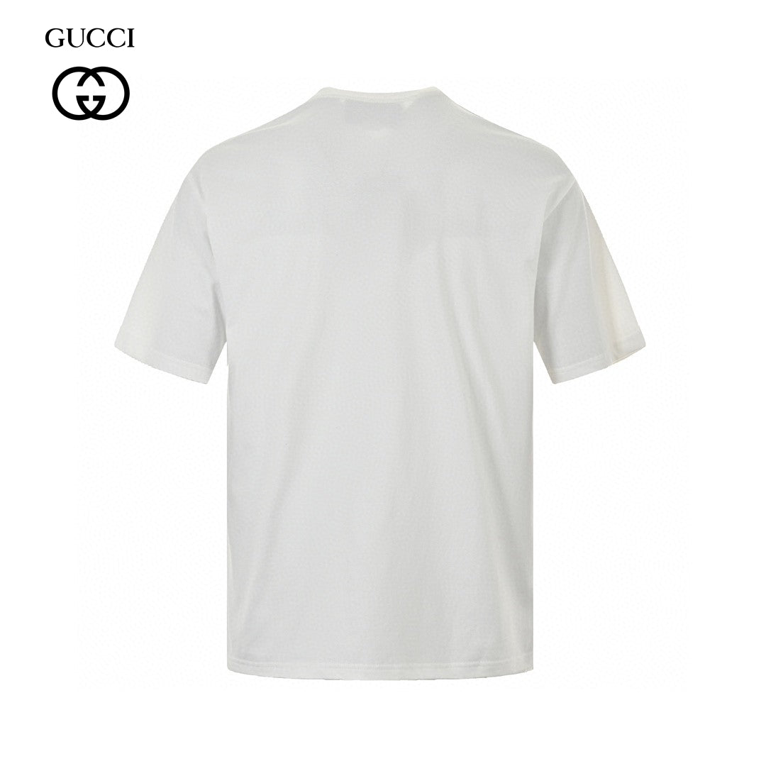 G*u*i white t-shirt with overlapping logo