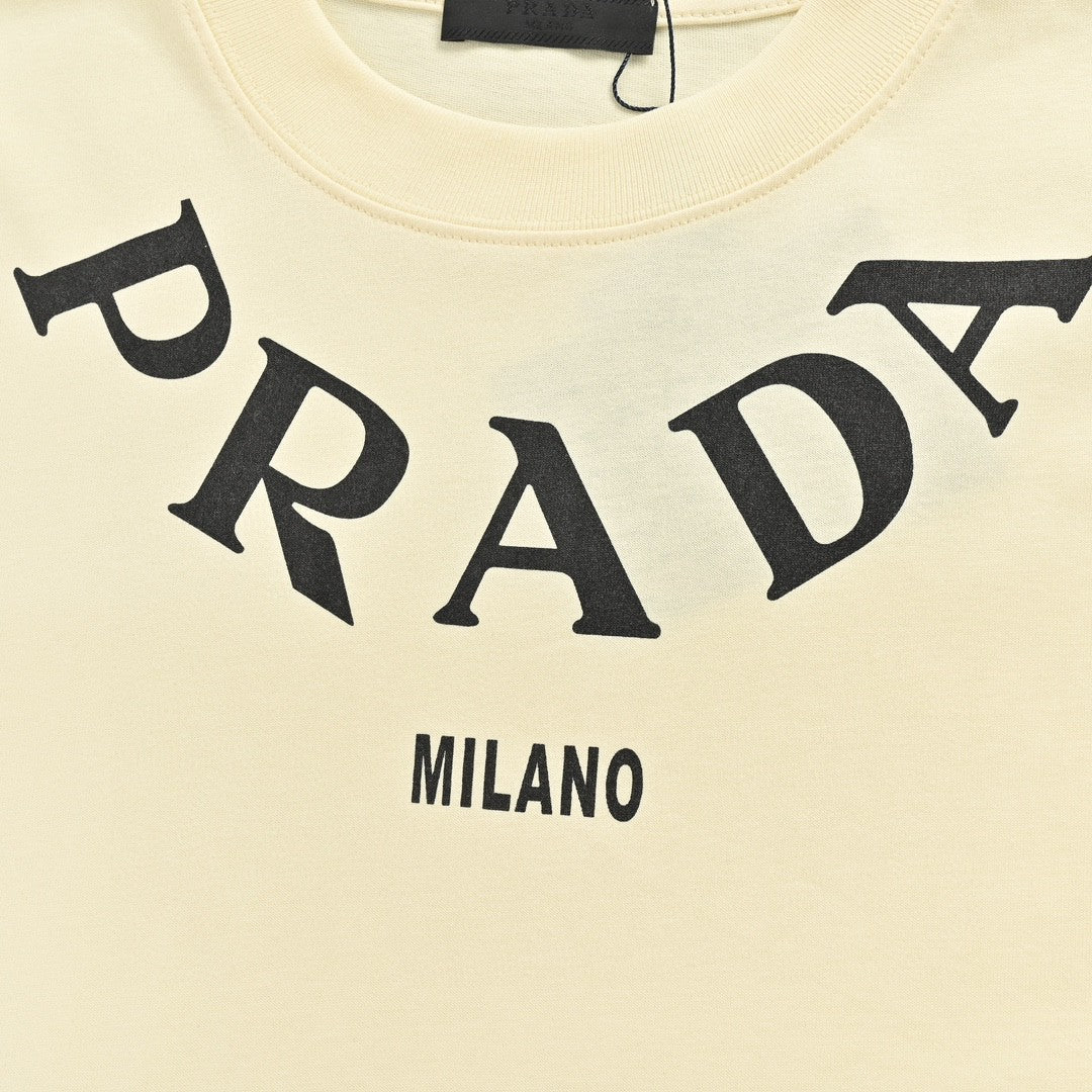 Pra*a t-shirt - cream with bold branding