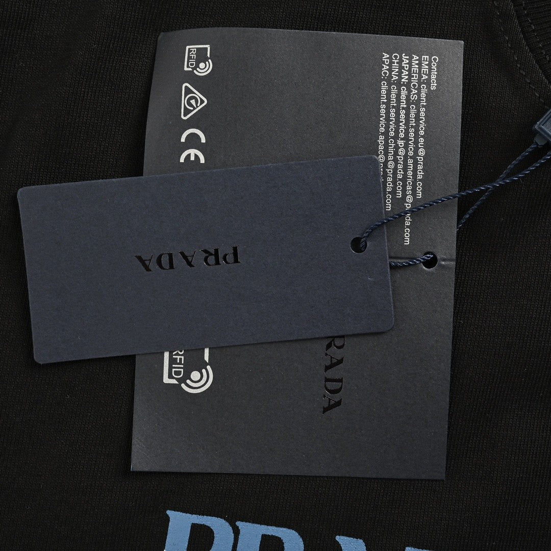 Pra*a black t-shirt with logo design