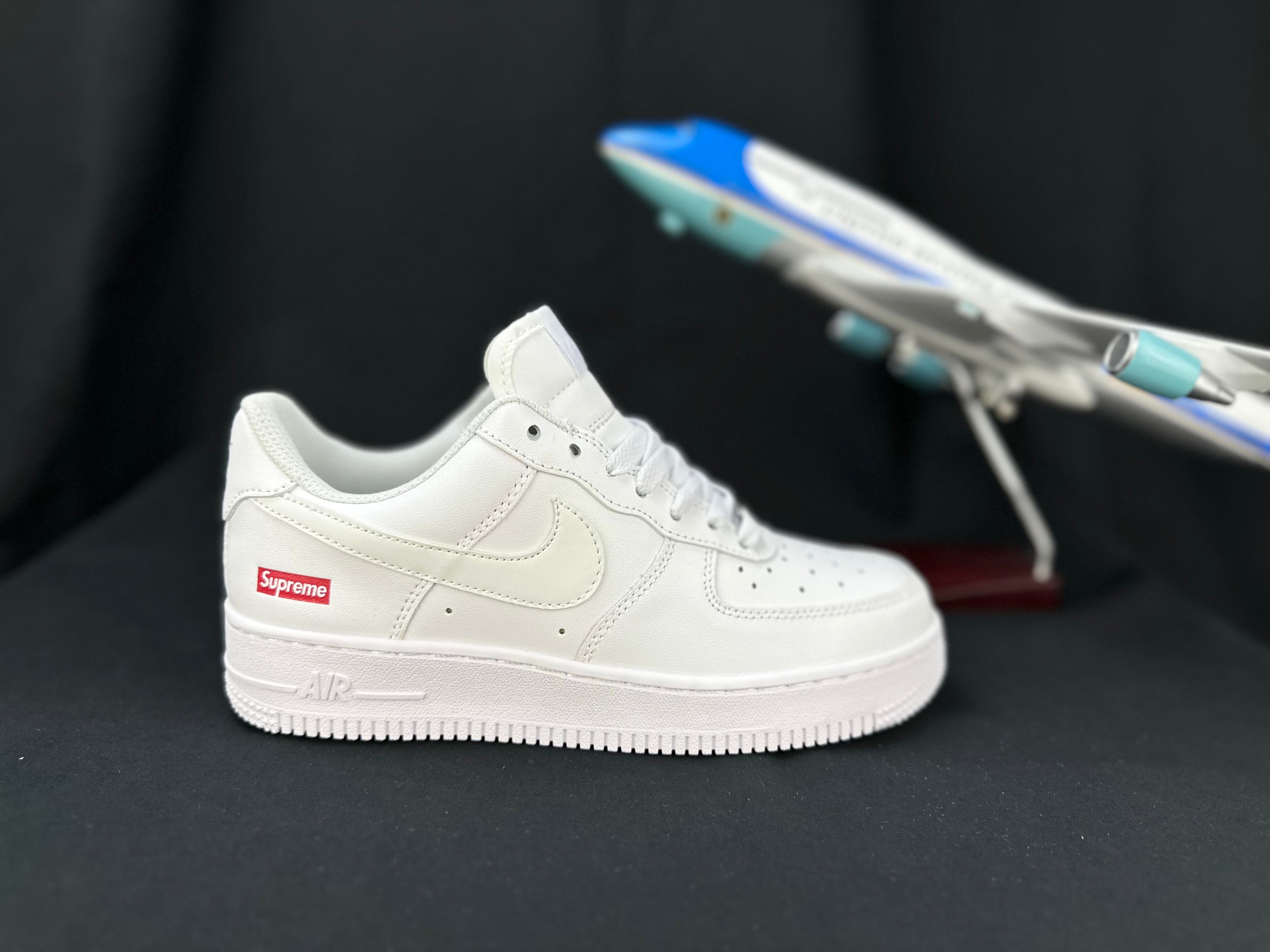 nike air force 1 Sup*e "white"