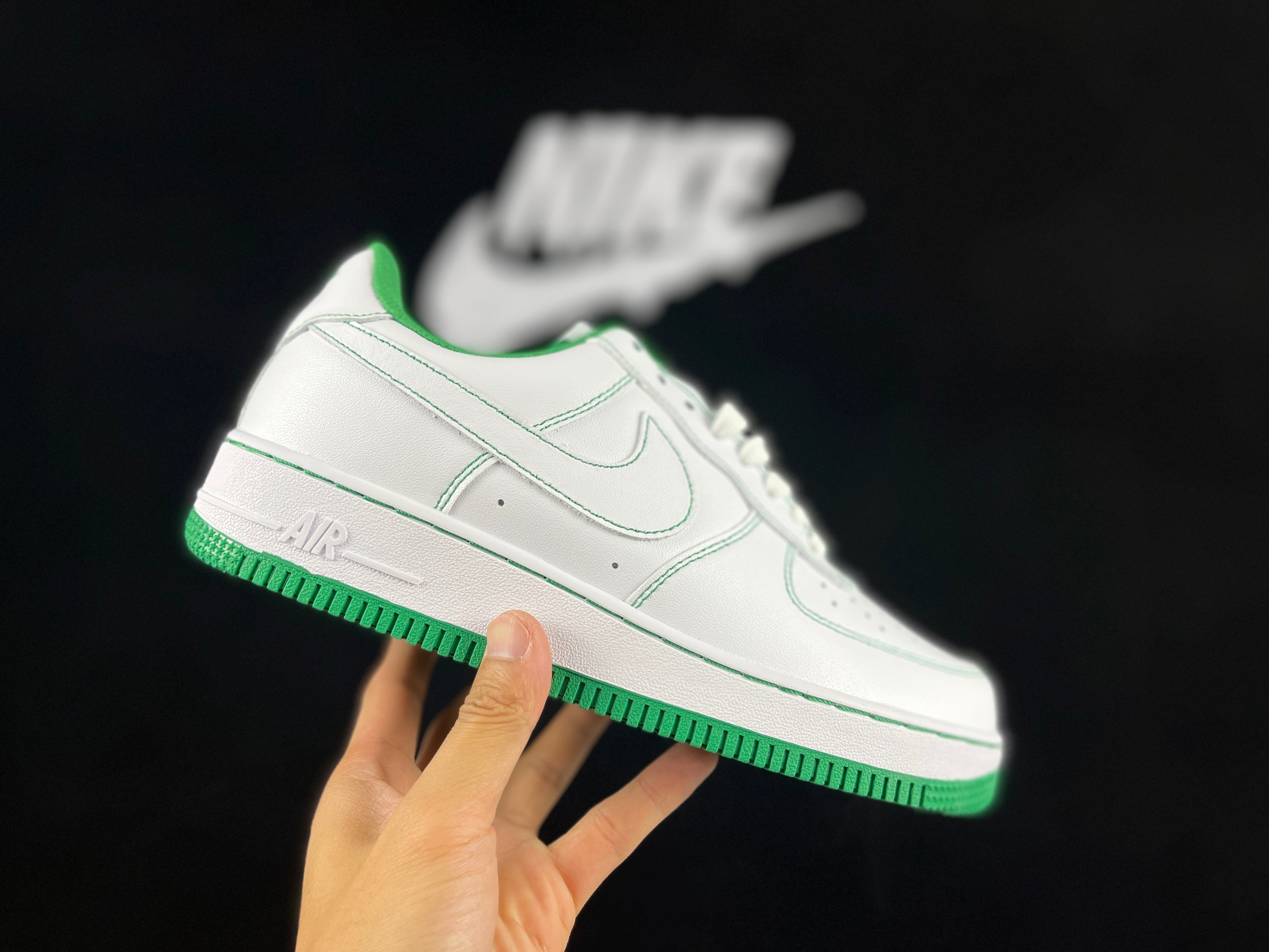 NIKE AIR FORCE 1 "Green"