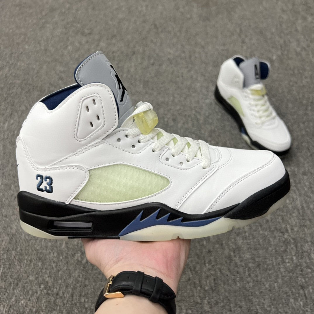 JORDAN 5 White and Black