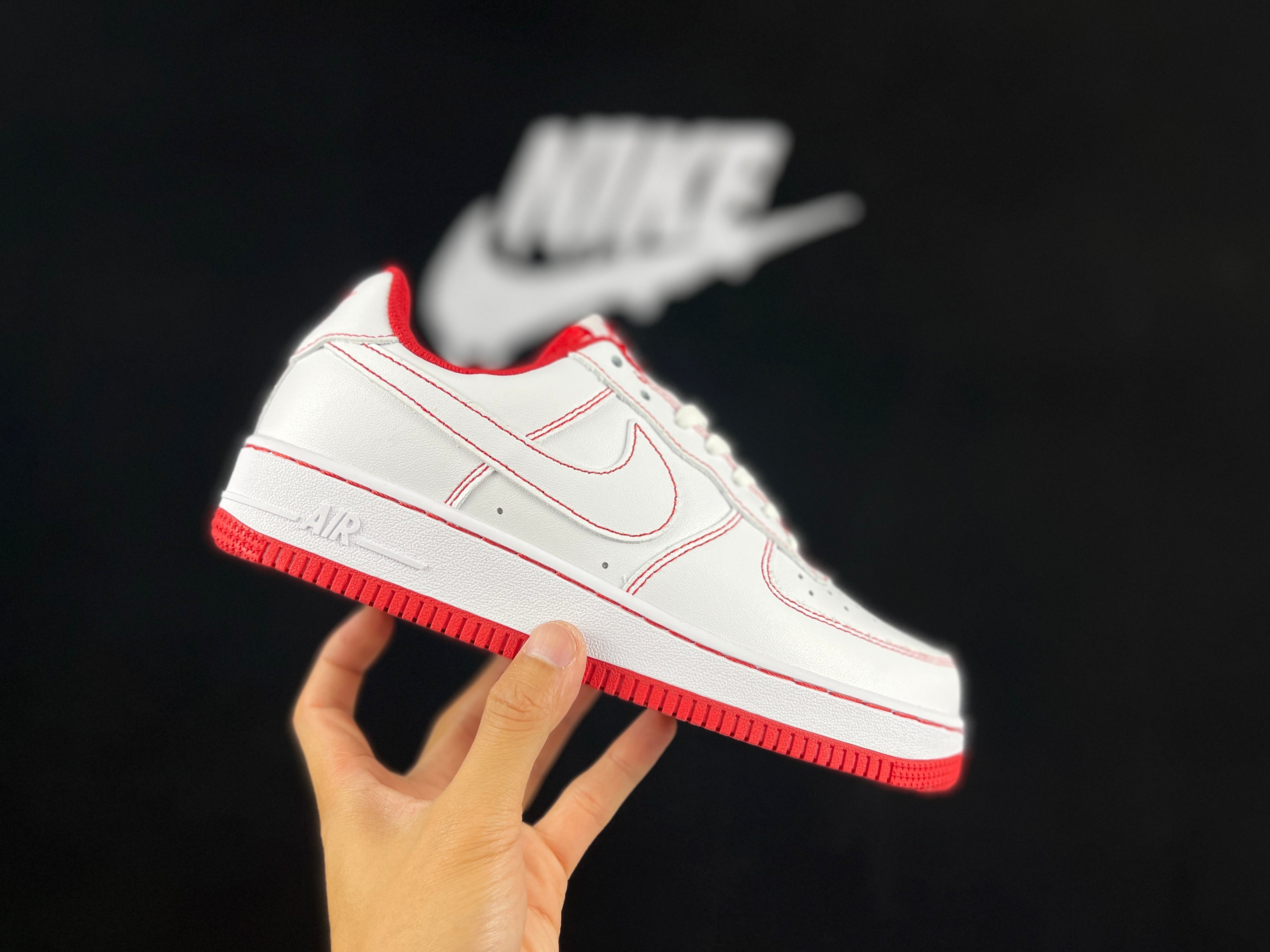 NIKE AIR FORCE 1 '07 "Red"